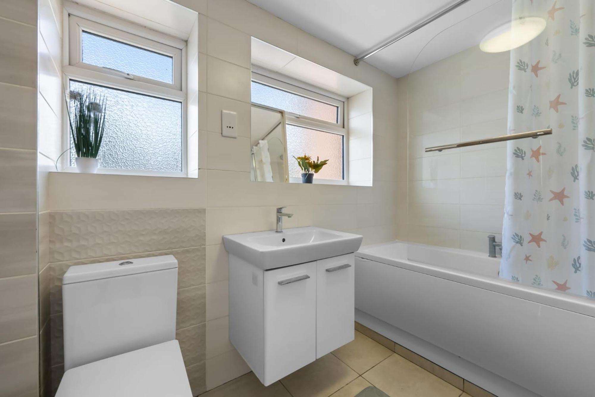 Holiday home Legacy House - Secured Parking On Site Tollbar End