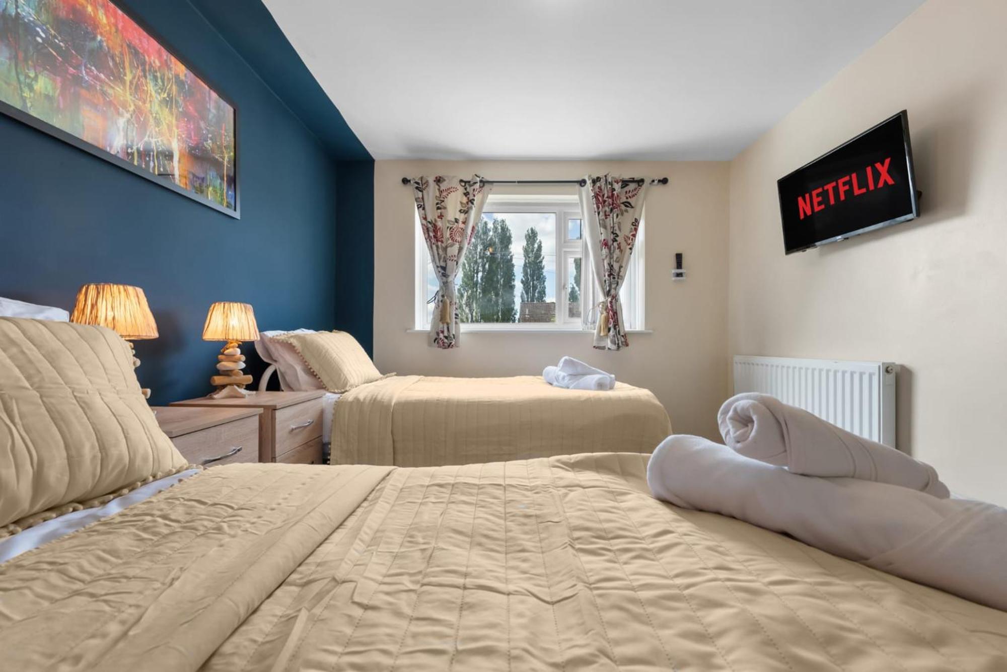 Legacy House - Secured Parking On Site * Tollbar End